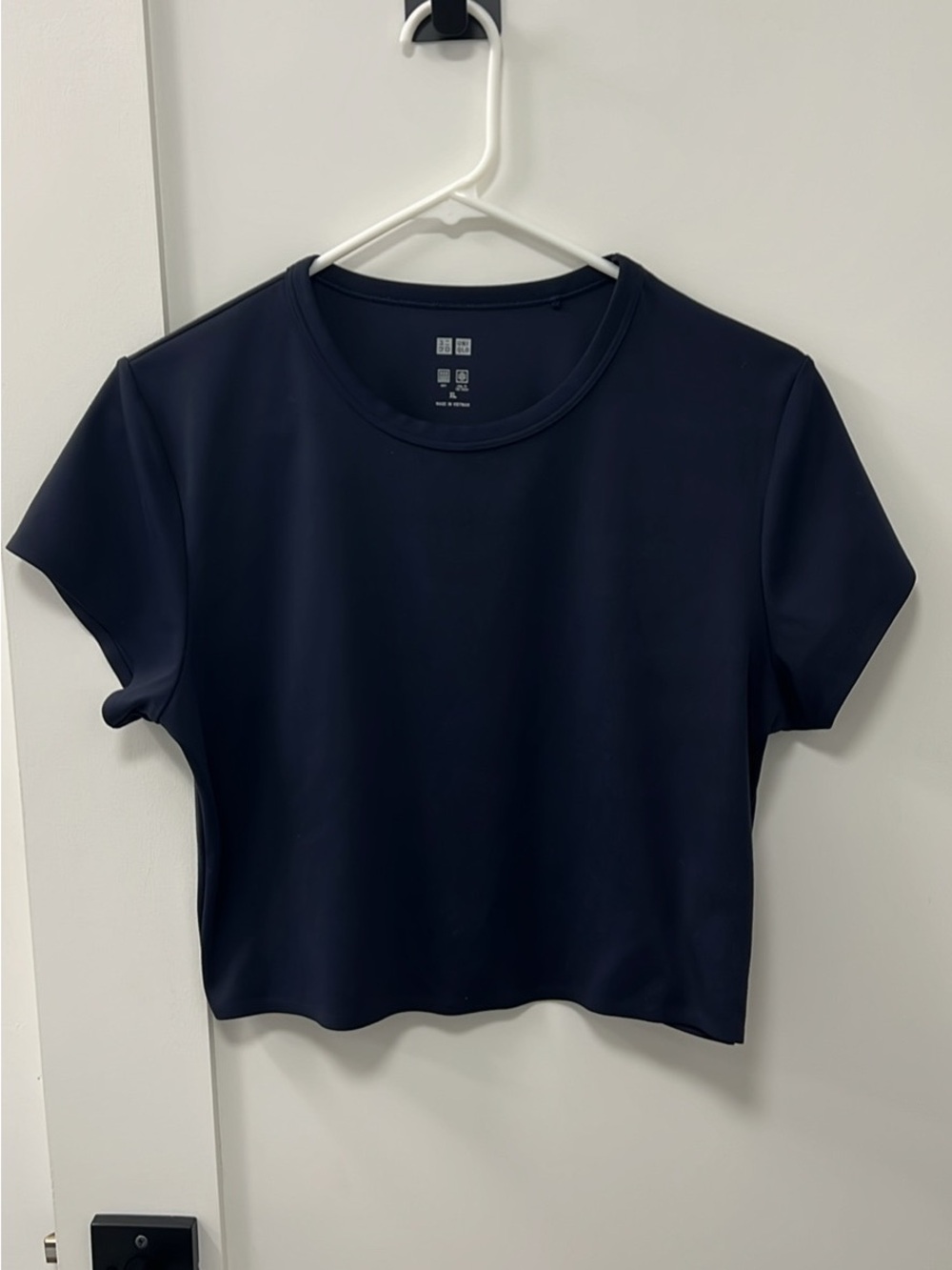 Uniqlo Navy Short Sleeve Crew Neck Crop Top